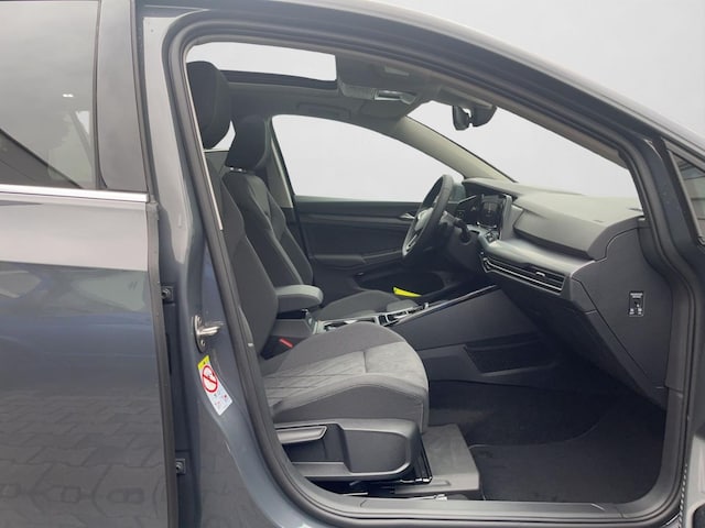 Volkswagen Golf DSG Style Variant