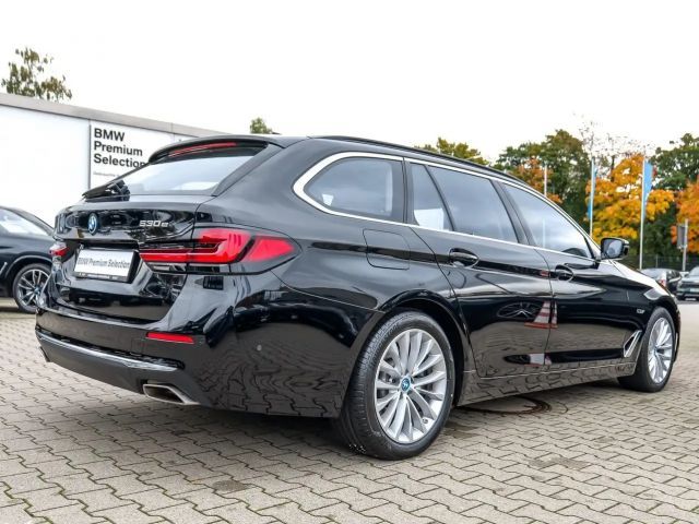BMW 530 530e Luxury Line