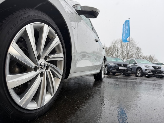 Skoda Octavia Combi iV