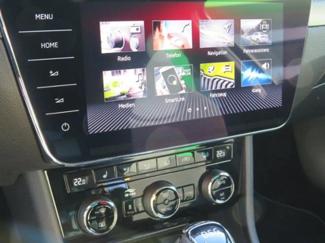 Skoda Superb 2.0 TSI Combi Sportline