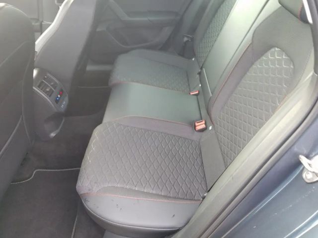 Seat Leon 1.5 eTSI FR-lijn Sportstourer