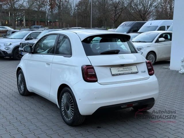 Fiat 500e +Rückfahrkam.+Klimaaut.+PDC+Sitzheizung