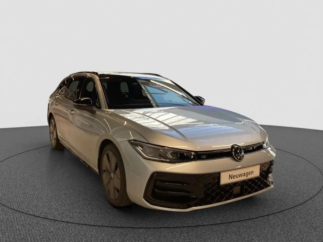 Volkswagen Passat 2.0 TDI R-Line Style