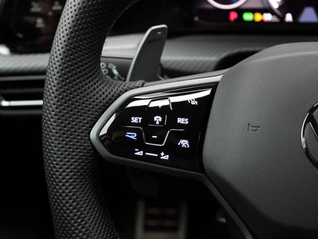 Volkswagen Golf 2.0 TSI