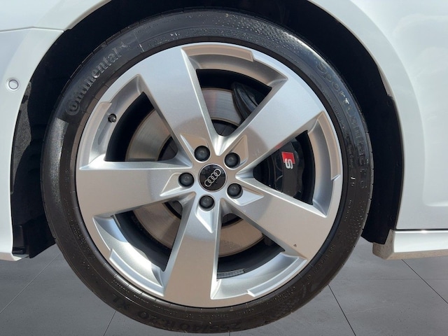 Audi S6 Avant Quattro