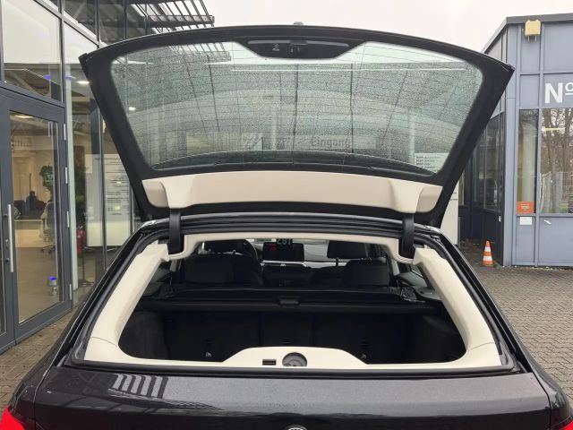 BMW 530 530i Luxury Line Touring xDrive