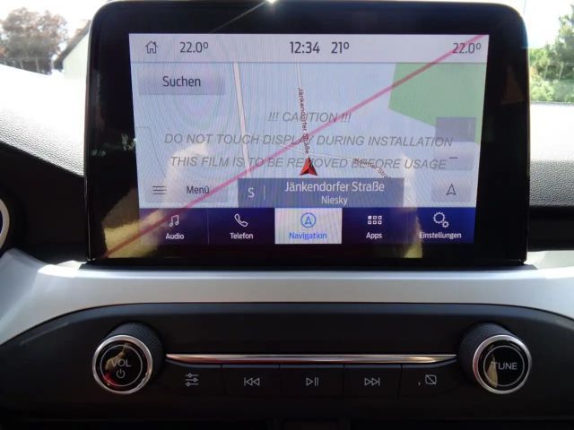 Ford Focus Cool & Connect