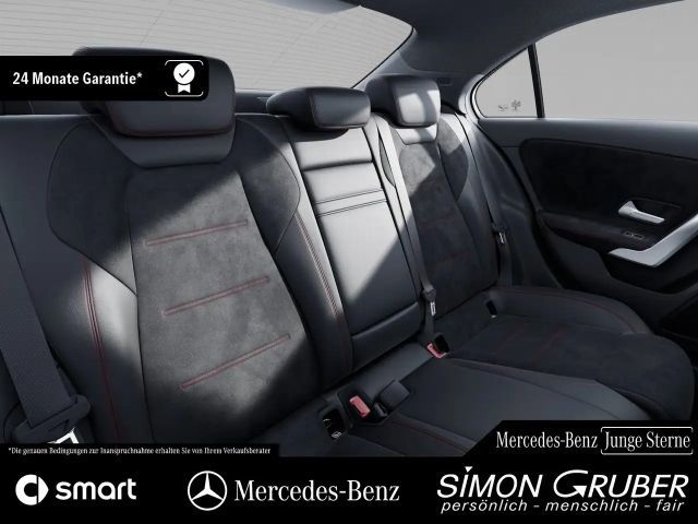 Mercedes-Benz A 180 AMG Line