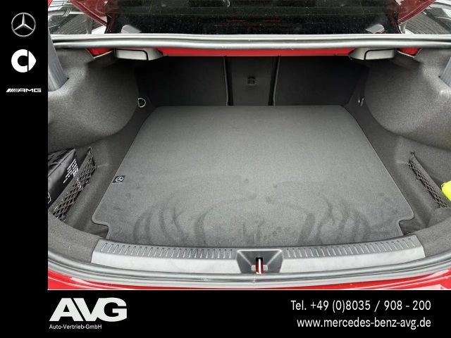 Mercedes-Benz A 200 AMG Line