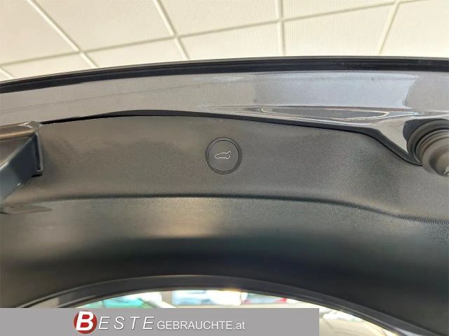 Tesla Model 3 AWD Long Range