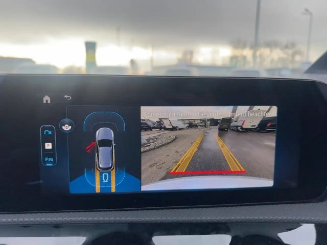 Mercedes-Benz A 180 AMG Line Hatchback