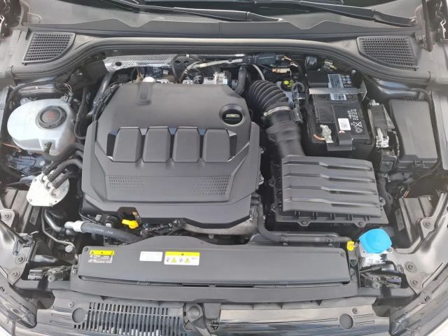 Volkswagen Golf DSG Golf VIII Life