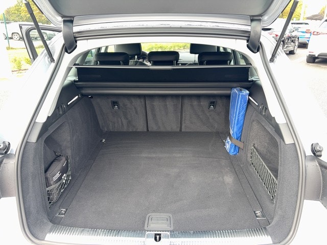 Audi A4 30 TDI Avant S-Tronic