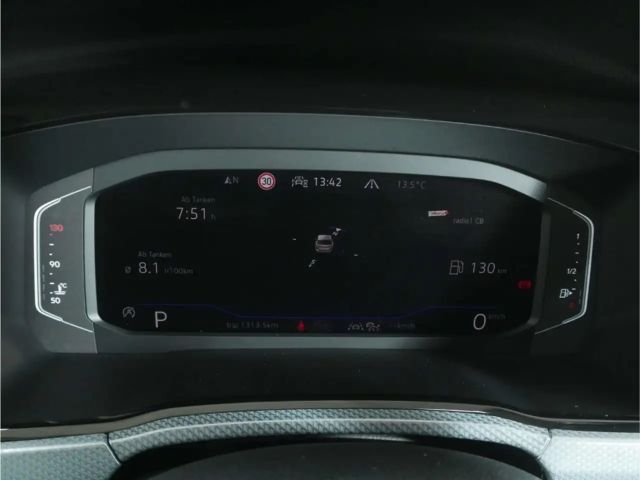 Volkswagen Touran 1.5 TSI DSG R-Line