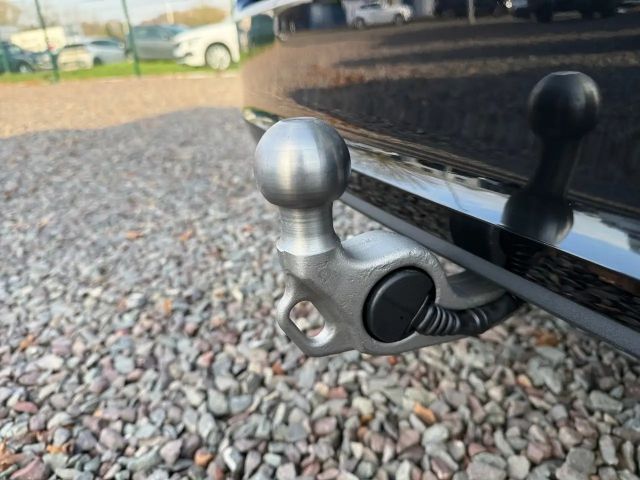 Skoda Superb 2.0 TDI Combi