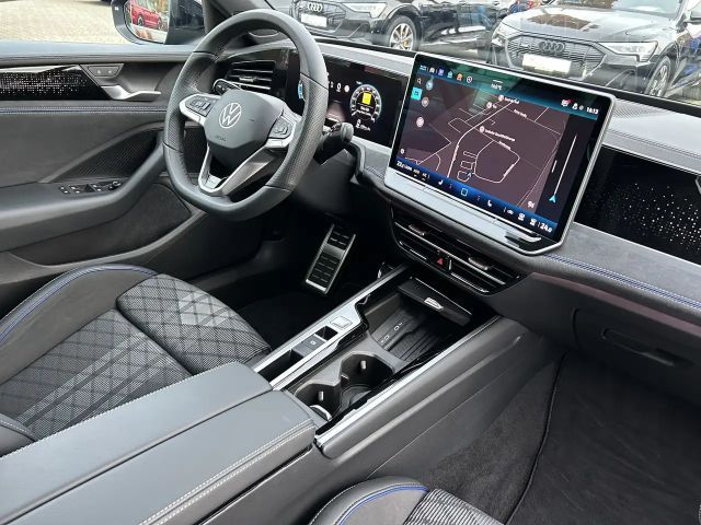 Volkswagen Passat 2.0 TDI IQ.Drive R-Line Variant