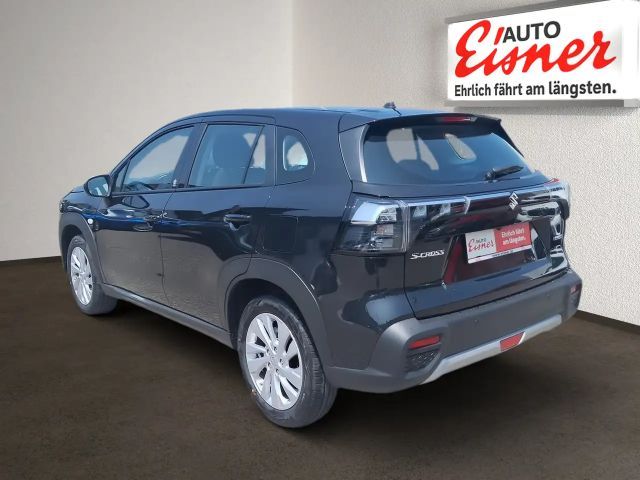 Suzuki S-Cross Hybrid