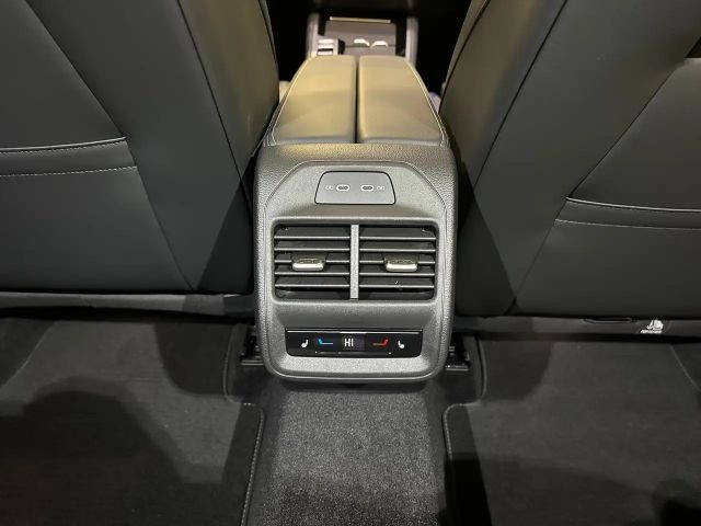 Volkswagen Passat 4Motion R-Line Variant