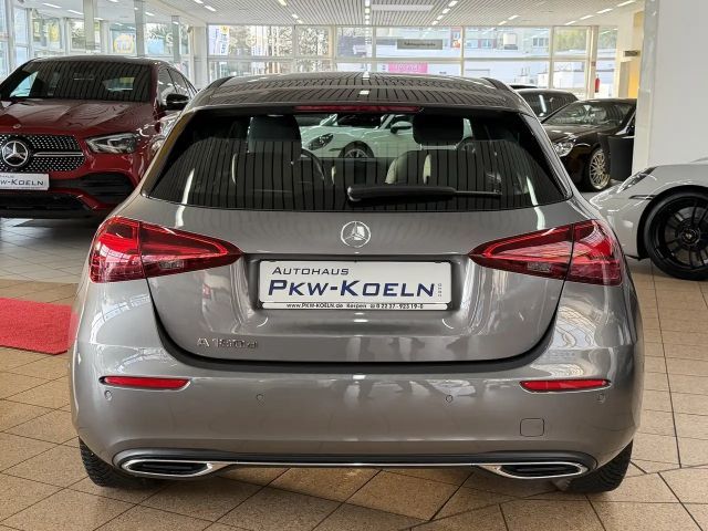 Mercedes-Benz A 180 A 180 d