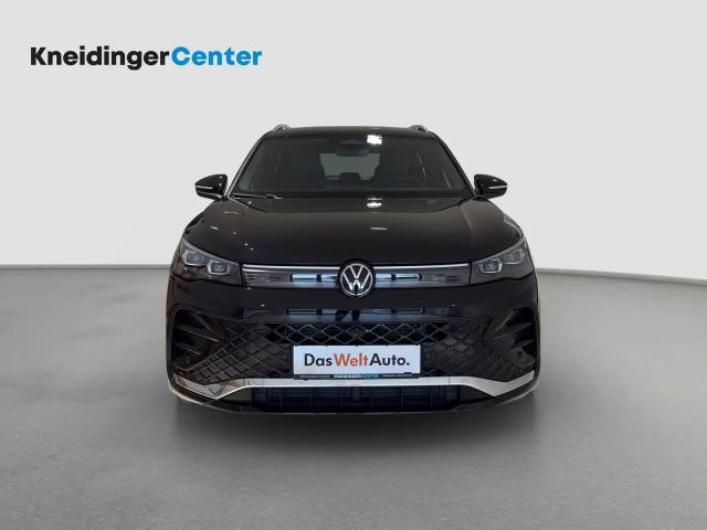 Volkswagen Tiguan 4Motion DSG R-Line