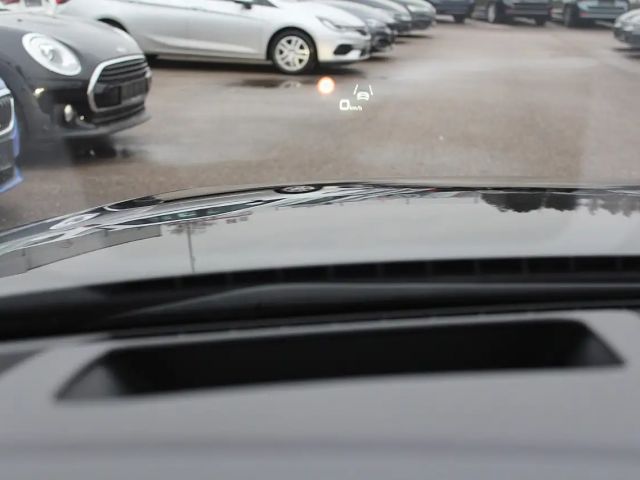 Audi A8 60 TFSI Hybride Quattro