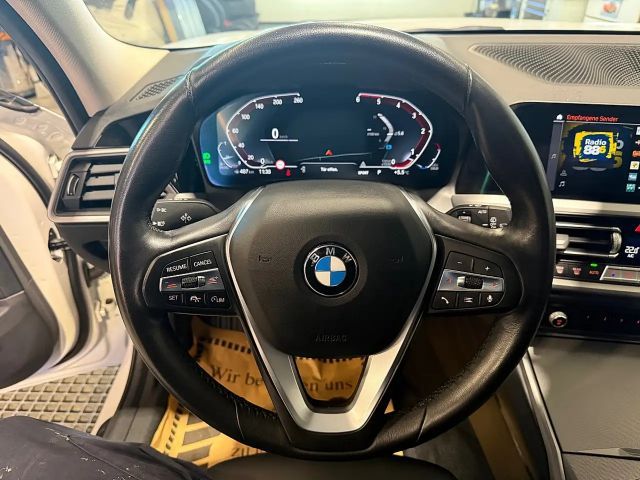 BMW 318 318d Touring