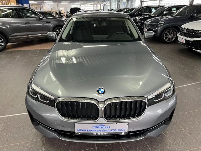BMW 520 520d Business Line Sedan xDrive