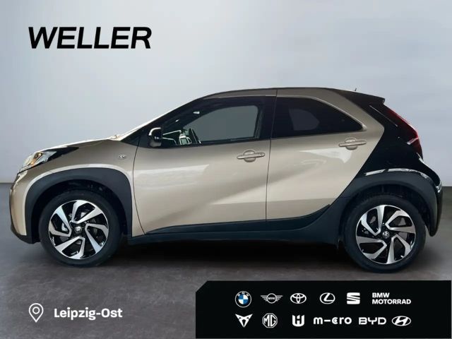 Toyota Aygo X Bi-Tone Hatchback