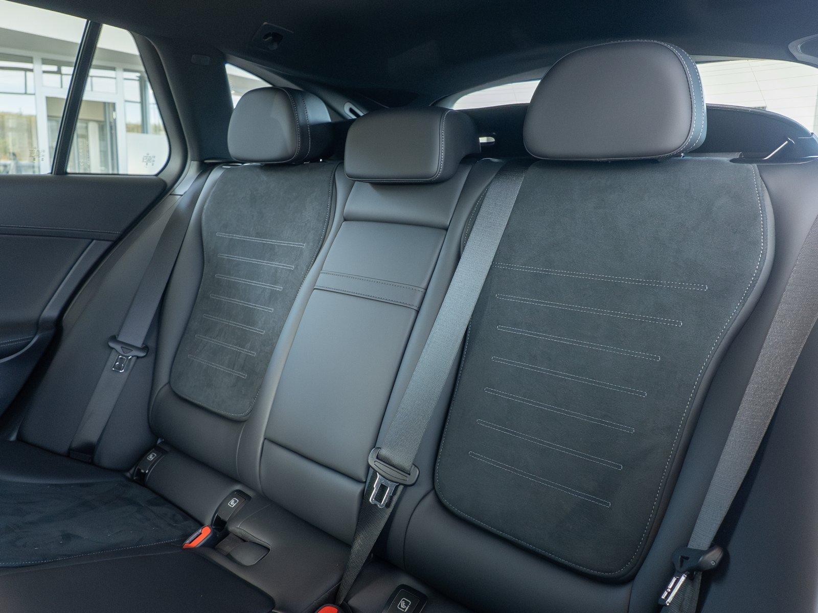 Mercedes-Benz C 180 AMG Line Estate Premium