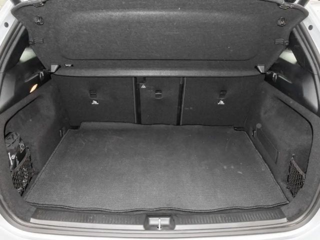 Mercedes-Benz B 200 Progressive