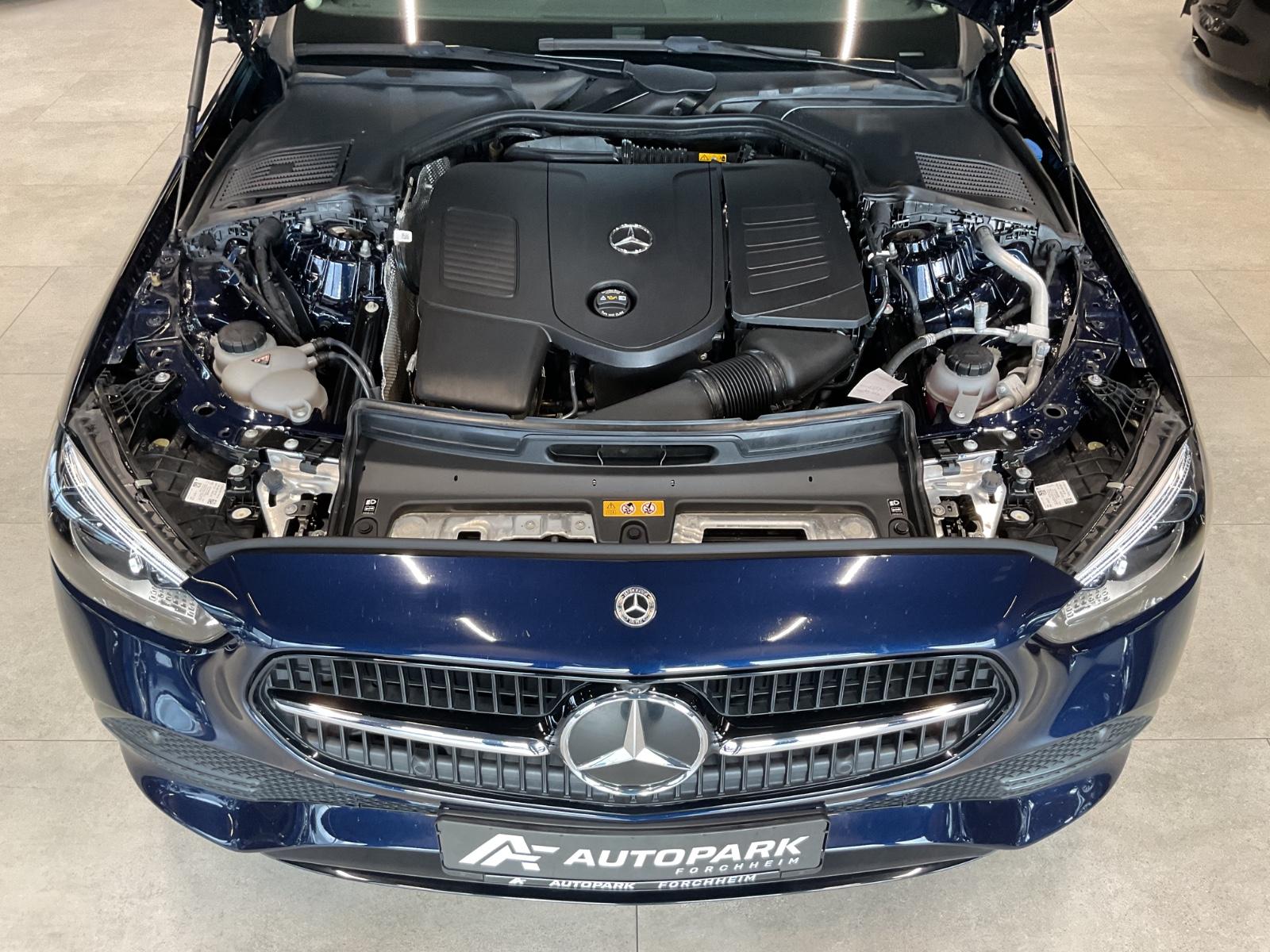 Mercedes-Benz C 200 AVANTGARDE Sedan