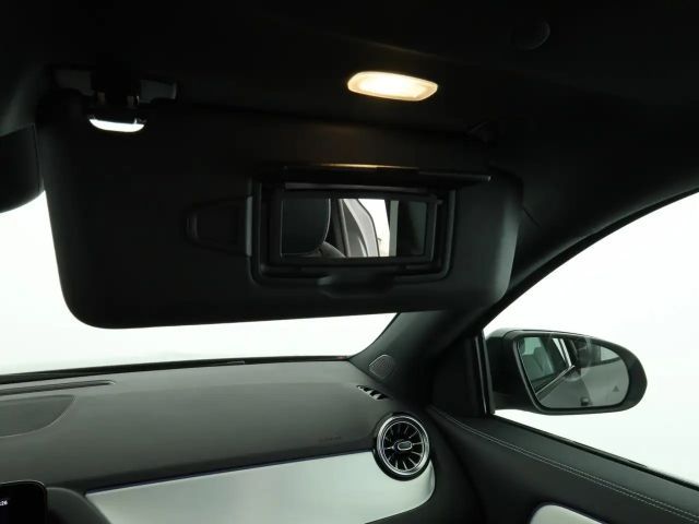 Mercedes-Benz GLA 220 4MATIC AMG Line