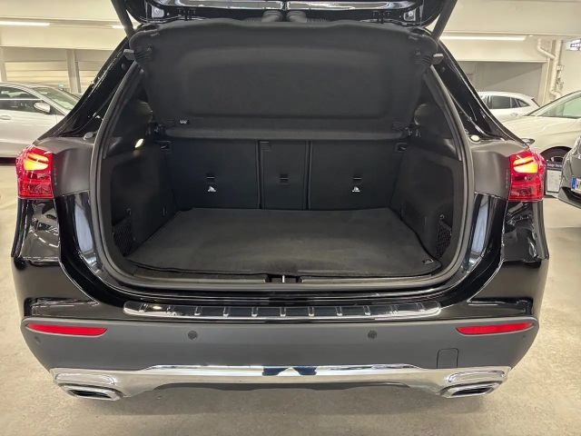 Mercedes-Benz GLA 180 Progressive