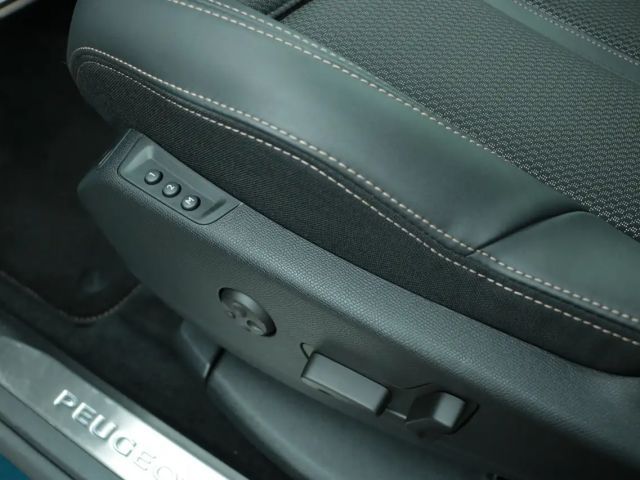 Peugeot 3008 EAT8 GT-Line PureTech