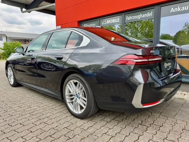 BMW i5 Sedan eDrive40