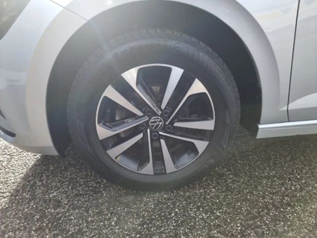 Volkswagen Polo UNITED 1,0 TSI NAVI DAB SHZ KLIMA ALU APP-CONNECT