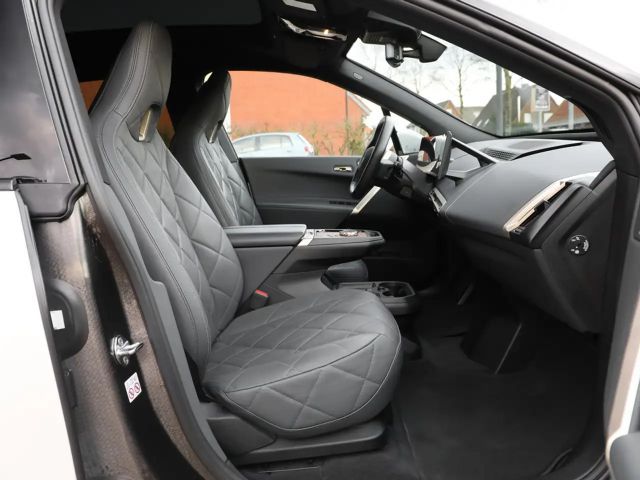 BMW iX xDrive40