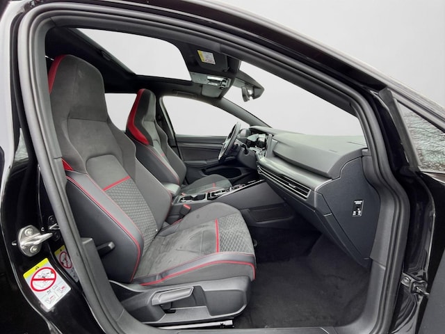 Volkswagen Golf 2.0 TSI GTI