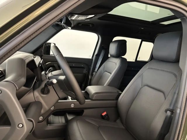 Land Rover Defender 110 Dynamic HSE