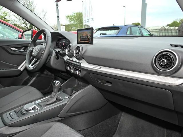 Audi Q2 35 TFSI S-Line