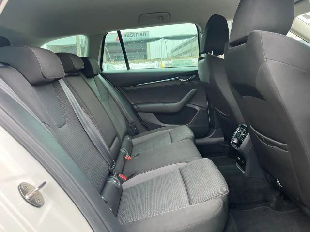 Skoda Octavia Business Combi