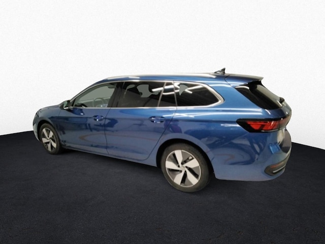 Volkswagen Passat 1.5 eTSI Business DSG Variant