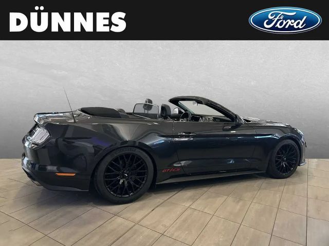 Ford Mustang Convertible GT 5.0 V8