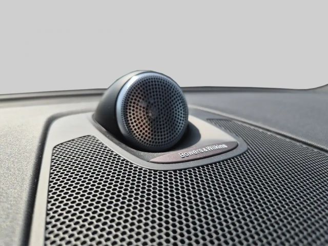 Volvo XC60 R-Design T8