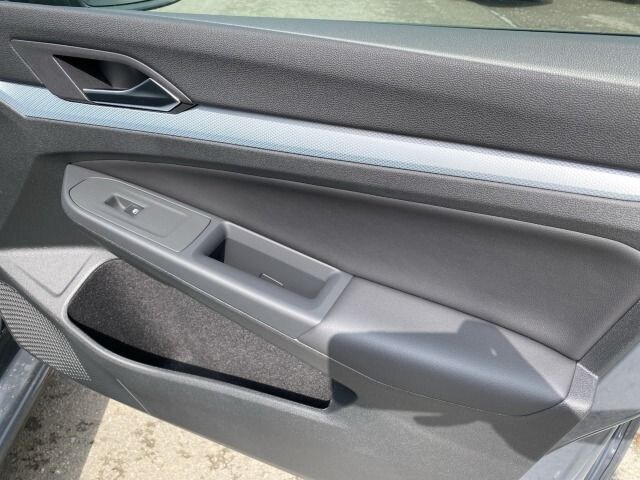 Volkswagen Golf 1.5 eTSI DSG Golf VIII