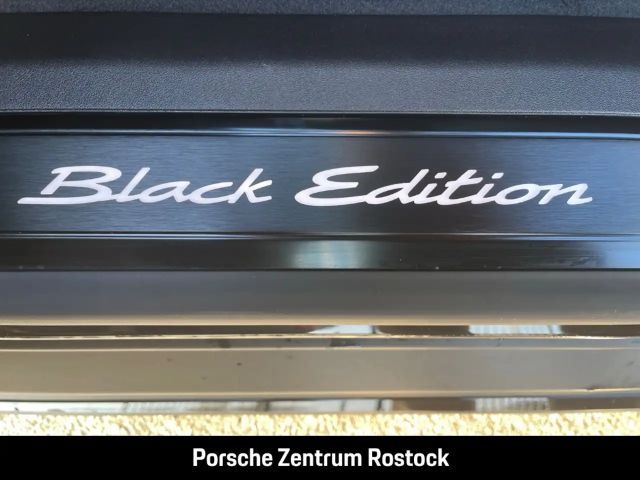 Porsche Taycan Black Edition Sport Turismo