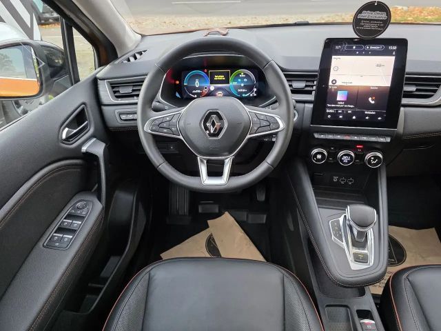 Renault Captur E-Tech Initiale Paris