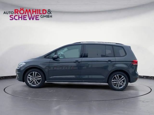Volkswagen Touran 1.5 TSI DSG Plus