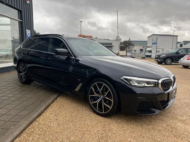 BMW 530 530d M-Sport xDrive