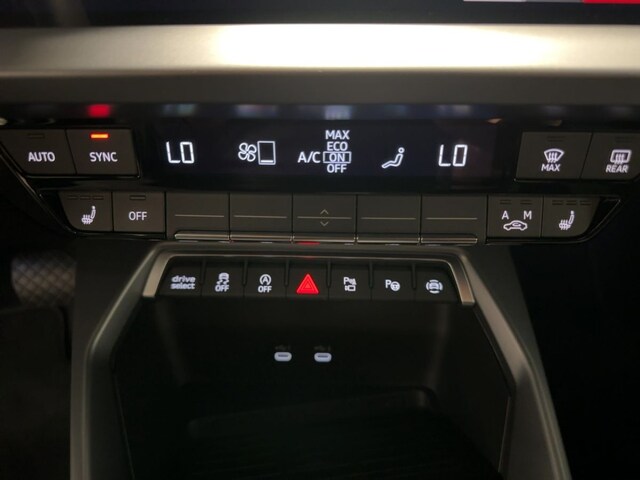 Audi A3 30 TFSI S-Tronic Sedan